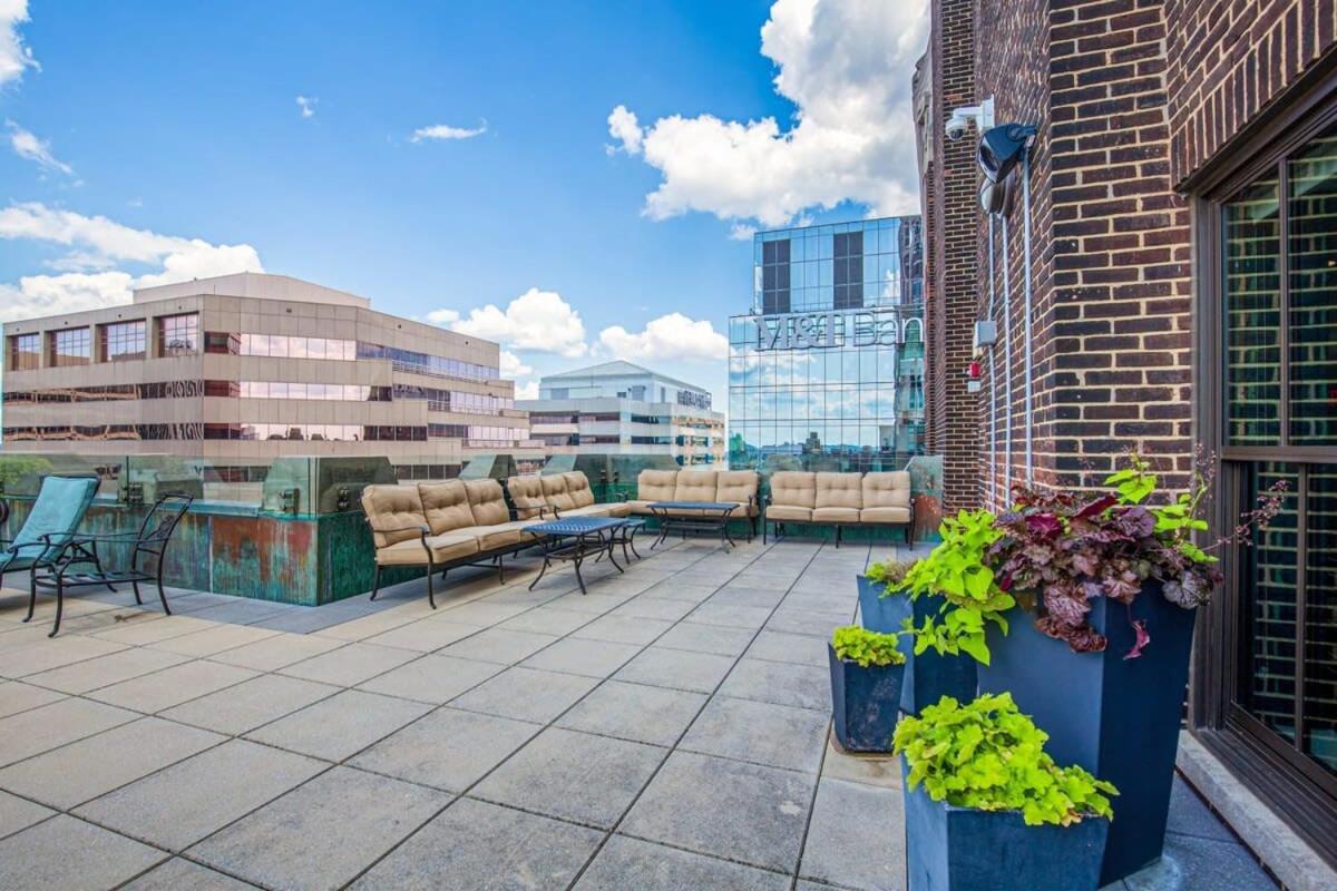 2B 2Ba Luxury Downtown Suite Rooftop Deck & Gym บัลติมอร์ ภายนอก รูปภาพ